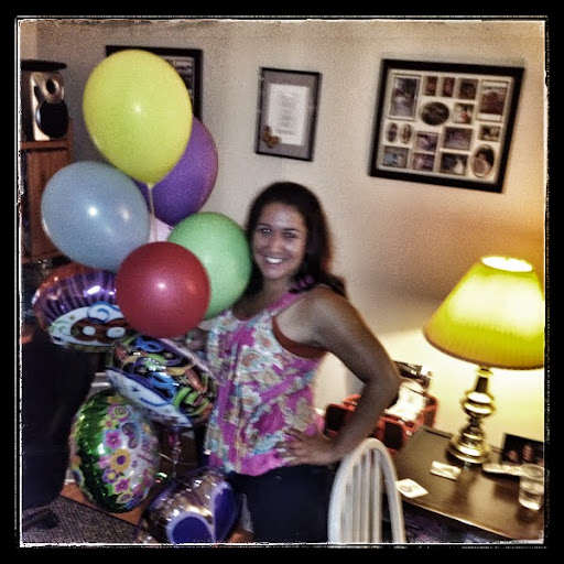 Sarah Lopez Photo 8