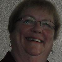 Maxine Taylor Photo 14