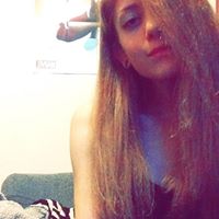 Holly Nicholas Photo 23