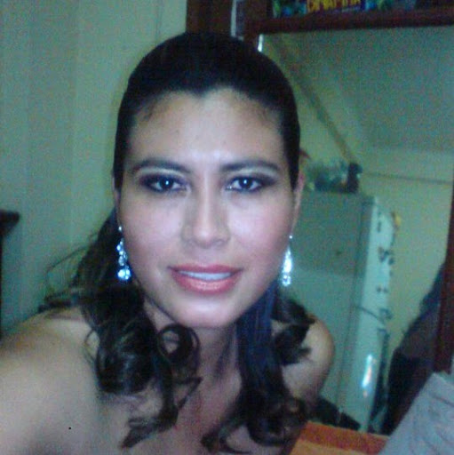 Lourdes Paredes Photo 32