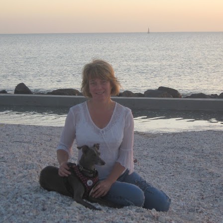 Deidre Jones Photo 17