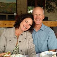 Julie Gunderson Photo 10