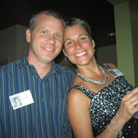 Laura Reynolds Photo 37