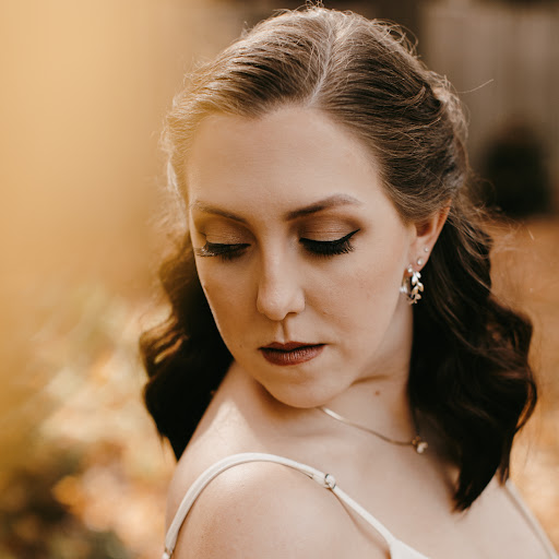 Katie Graham Photo 50