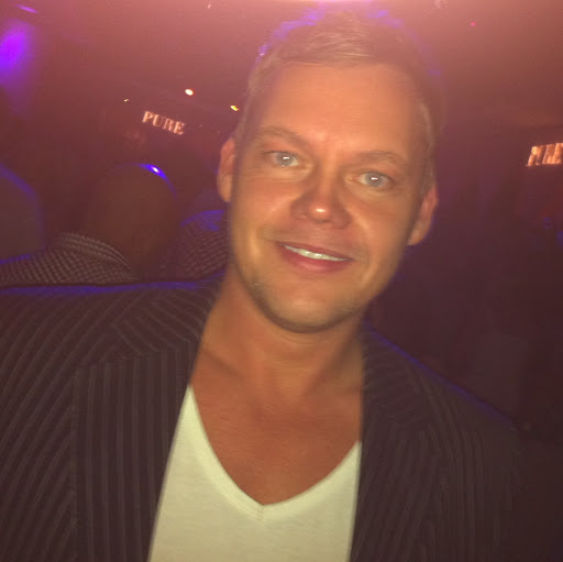Richard Hardy Photo 45