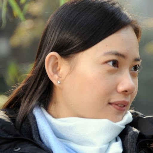 Lily Tam Photo 26