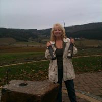Denise Ingram Photo 42