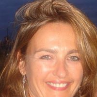 Judith Armstrong Photo 11