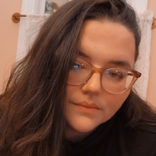 Katie Sullivan Photo 36