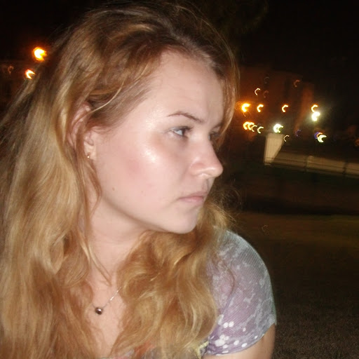 Anna Smart Photo 9