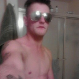 Robbie Brown Photo 23