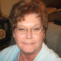 Helen Harden Photo 29