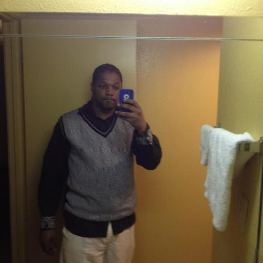 Jermaine Robinson Photo 9