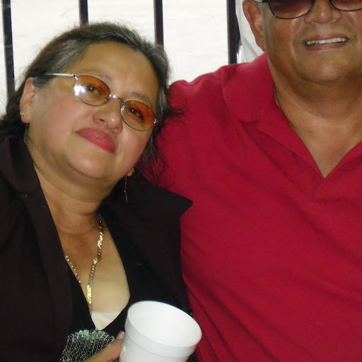 Ruth Salinas Photo 10
