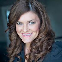 Elizabeth Tanner Photo 14