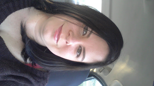 Christina Lowe Photo 32