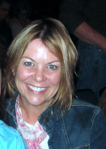 Linda O'Connor Photo 6