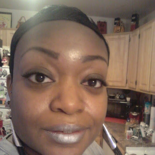 Nicole Walls Photo 19