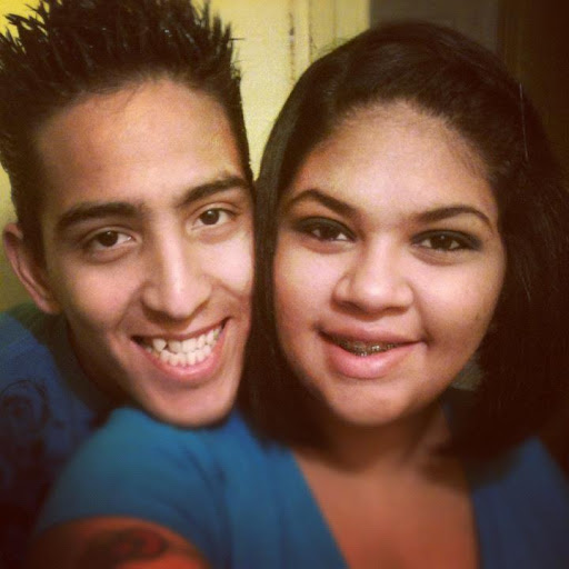 Elizabeth Gomez Photo 39