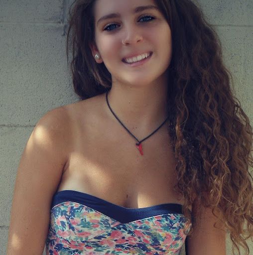 Anabel Lopez Photo 8