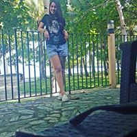 Christine Abarca Photo 3
