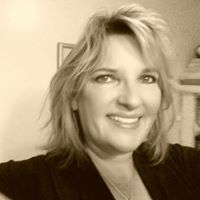 Jennifer Rasmussen Photo 25