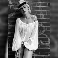 Catherine Potts Photo 20