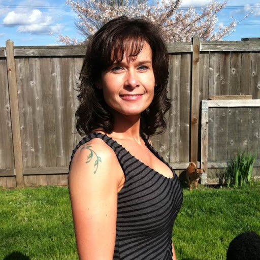 Heather Lyon Photo 45