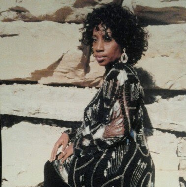 Lashonda Robinson Photo 17