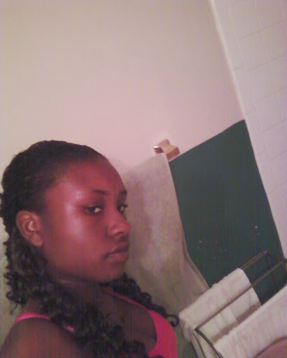 Roslyn Davis Photo 12