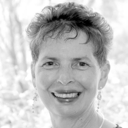 Ruth Thorne Photo 3