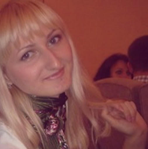 Sarah Belin Photo 9