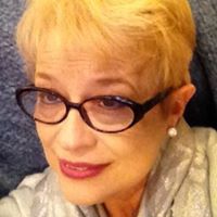 Suzanne Stratton Photo 18