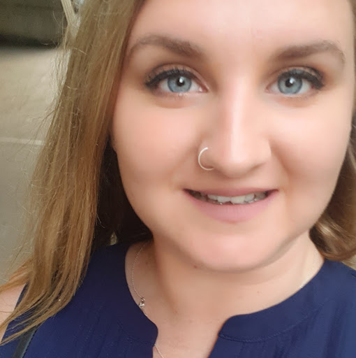 Georgina Phillips Photo 30