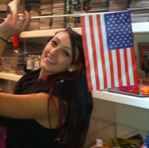 Stephanie Lowell Photo 24