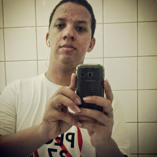Romulo Santos Photo 33