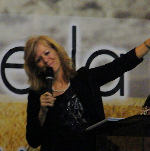 Joyce Schneider Photo 9