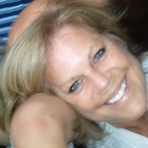 Rhonda Weeks Photo 33