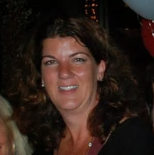 Michele Walsh Photo 36