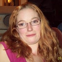 Kelly Larsen Photo 26