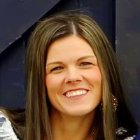 Julie Tanner Photo 28