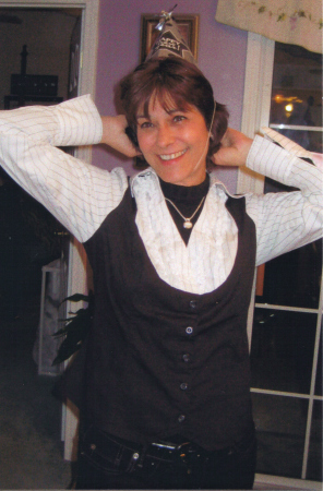 Toni Richards Photo 33