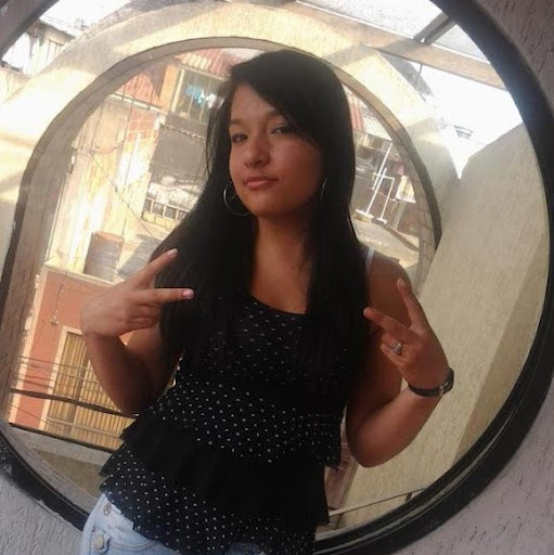 Elizabeth Bermudez Photo 36