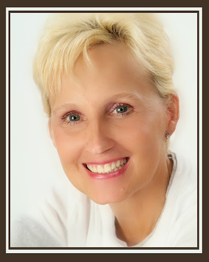 Janice Hughes Photo 41
