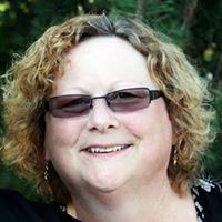 Julie Hatch Photo 23