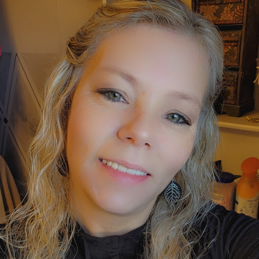 Angela Stone Photo 26