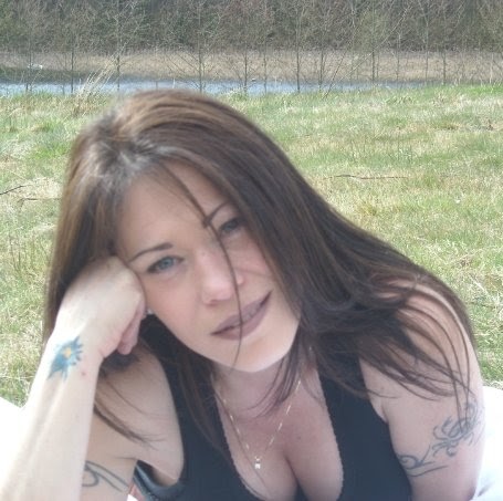Gina Lang Photo 10