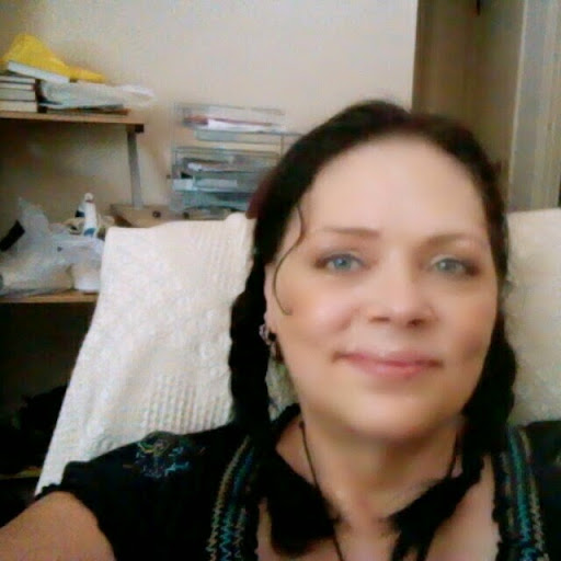 Denise Bowen Photo 34