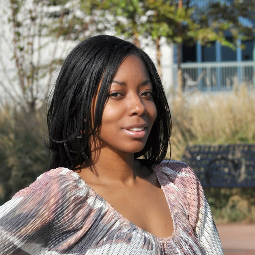 Shana Williams Photo 9