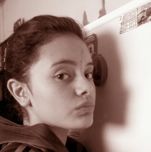 Elizabeth Martinez Photo 31